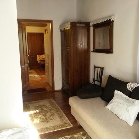 Martonyi Erdoszeli Vendeghaz Hotel Екстериор снимка