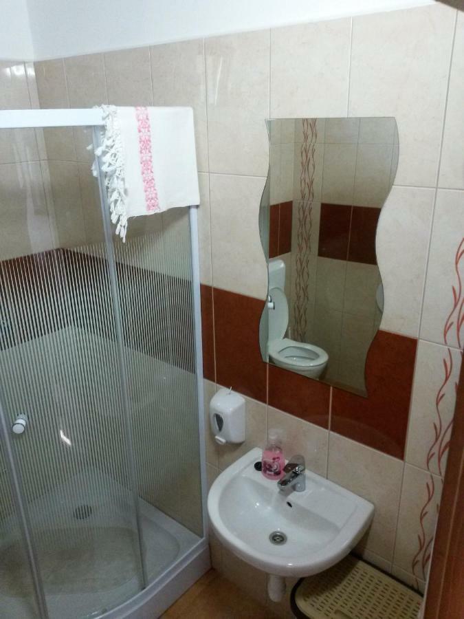 Martonyi Erdoszeli Vendeghaz Hotel Екстериор снимка